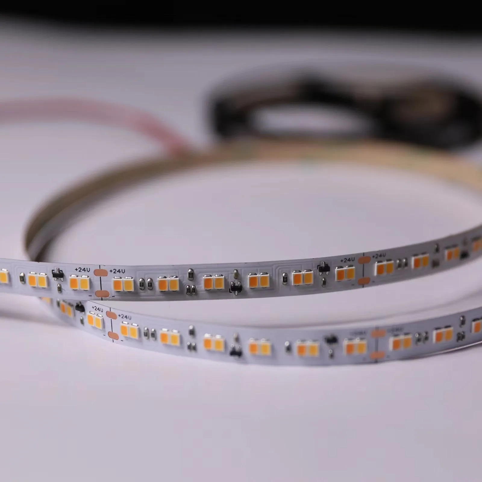 CRI-MAX™ CRI 95  Dim to Warm LED Flexible Strip 1800K-3000K - Human Centric Lighting - 5m/Reel