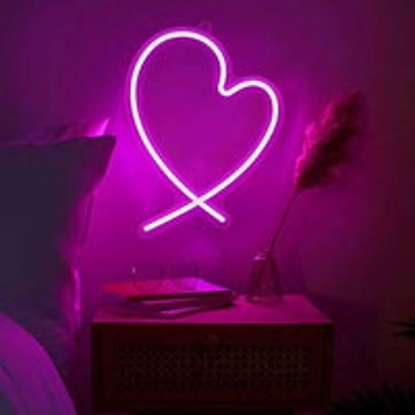 Lovely Bright Pink Unique Shaped Heart LED Night Light Room Wall Decoration