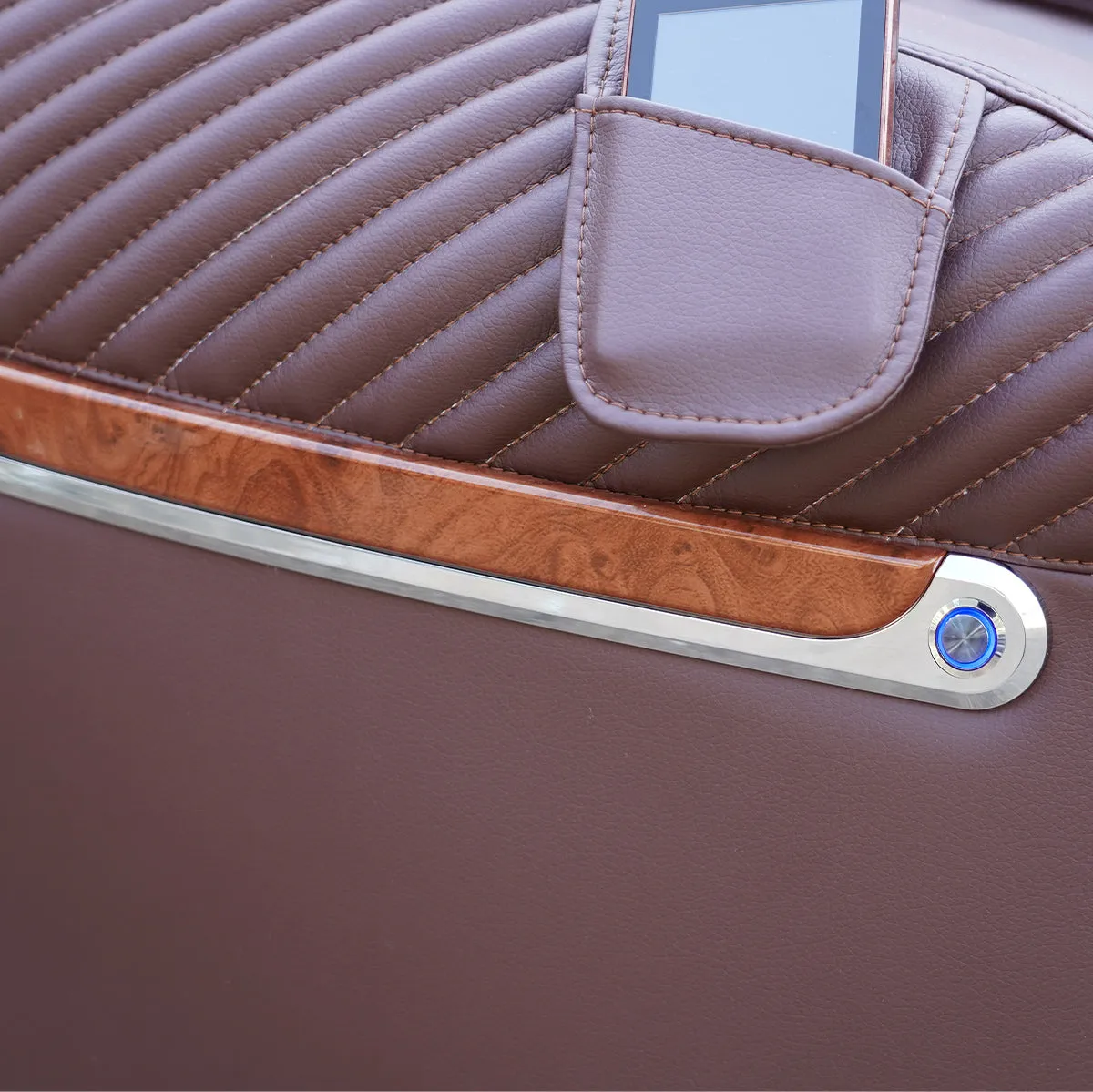 Luraco i9 Max Special Edition | Floor Model Closeout