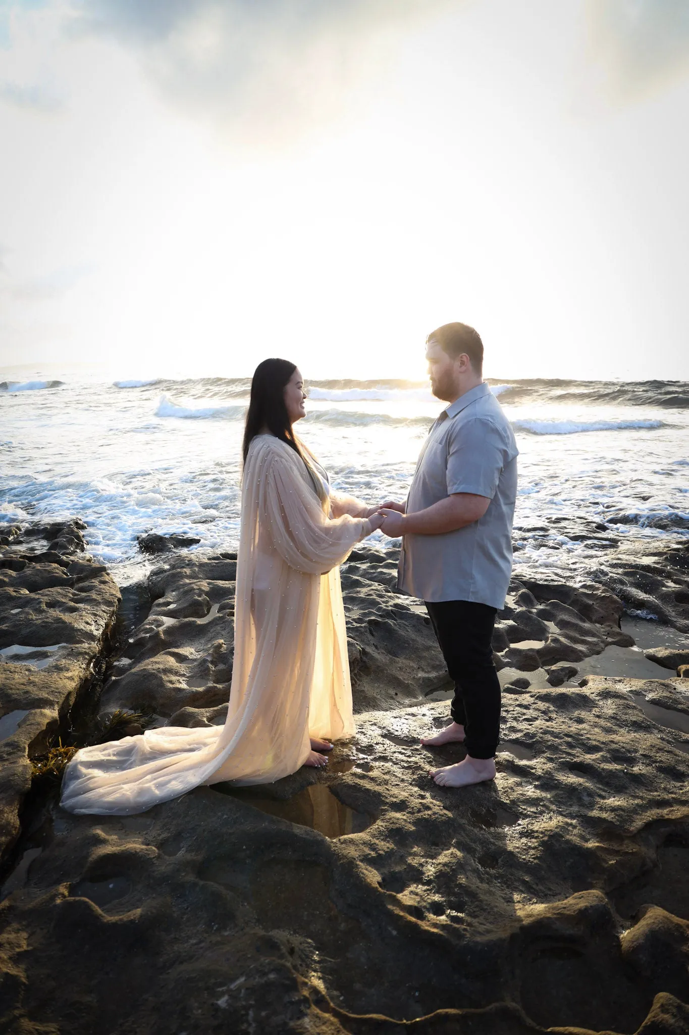 Maternity Photoshoot Dresses - Champagne Robe - Pear