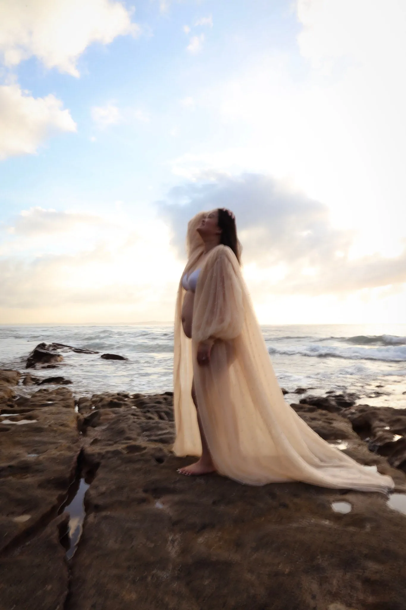 Maternity Photoshoot Dresses - Champagne Robe - Pear