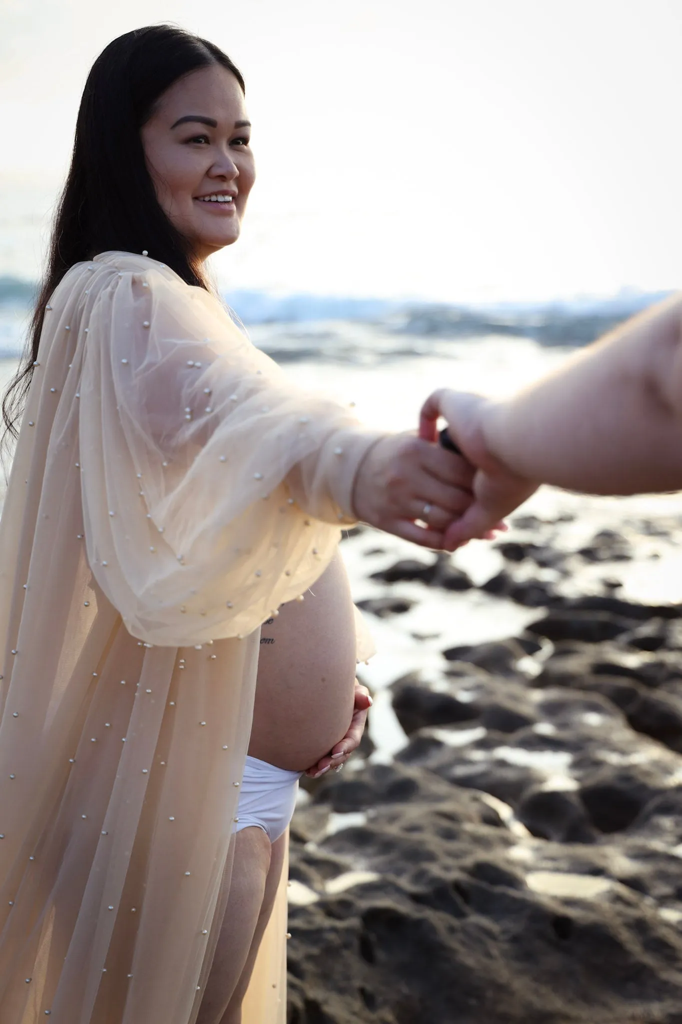 Maternity Photoshoot Dresses - Champagne Robe - Pear