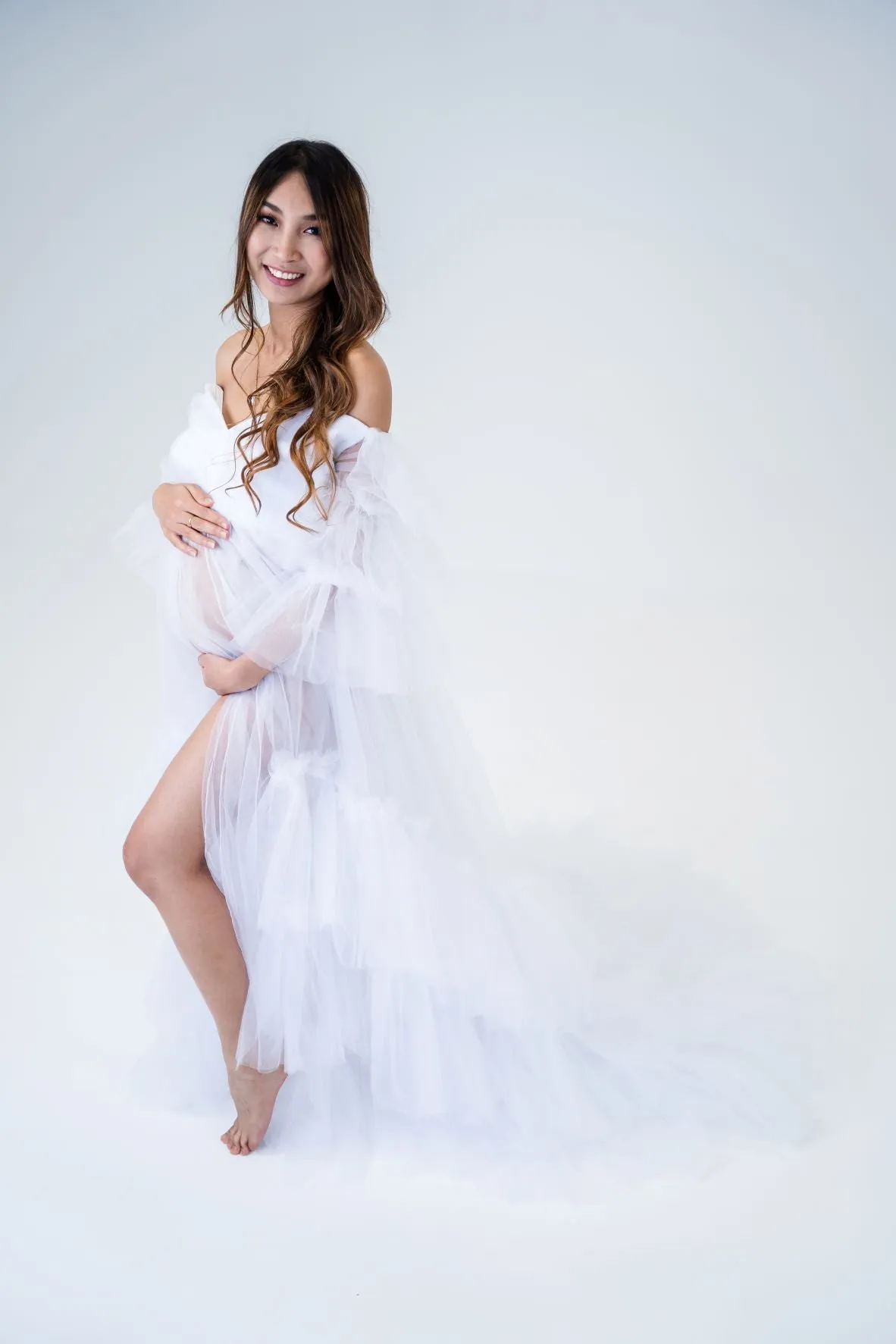 Maternity Photoshoot Dresses - Penny - White Tulle Gown