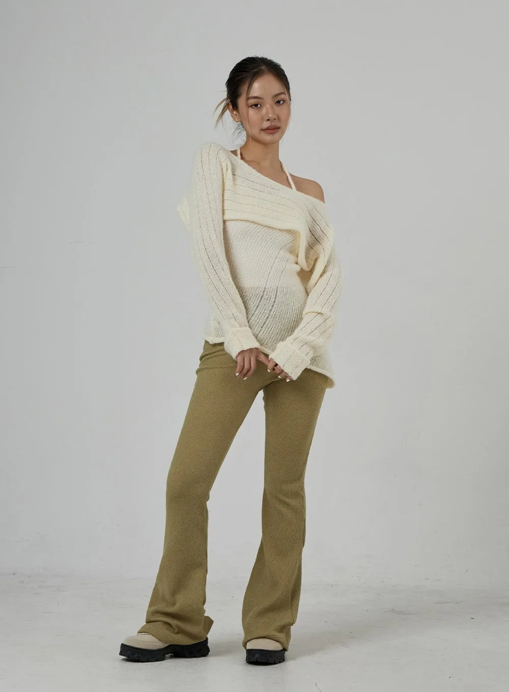 Neck Tie Knit Top And Off-Shoulder Boleto Set BD29