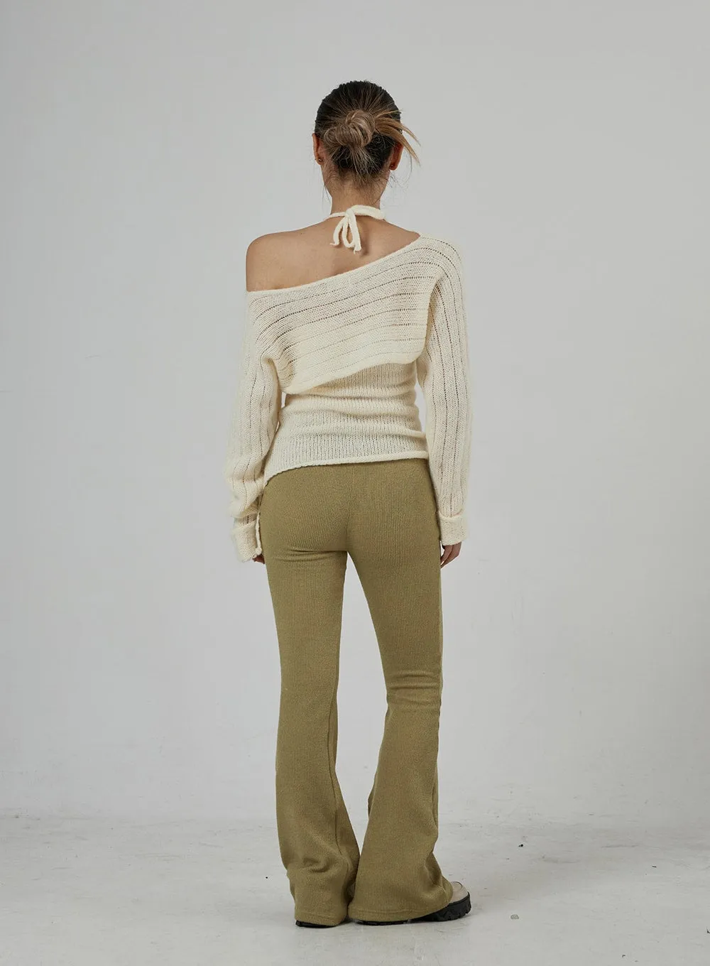 Neck Tie Knit Top And Off-Shoulder Boleto Set BD29
